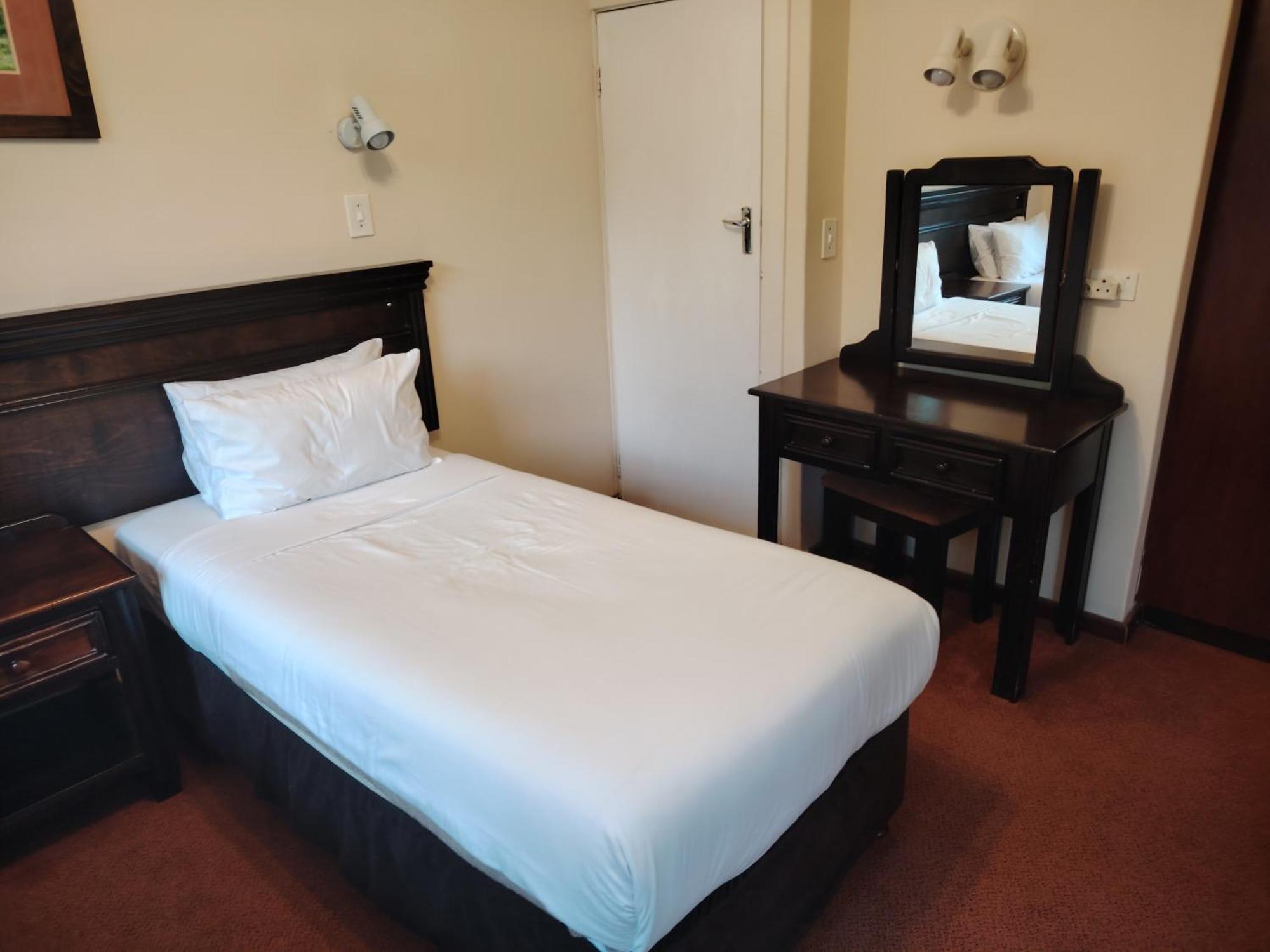 Gooderson Leisure Natal Spa Self Catering And Timeshare Resort Paulpietersburg Exterior foto